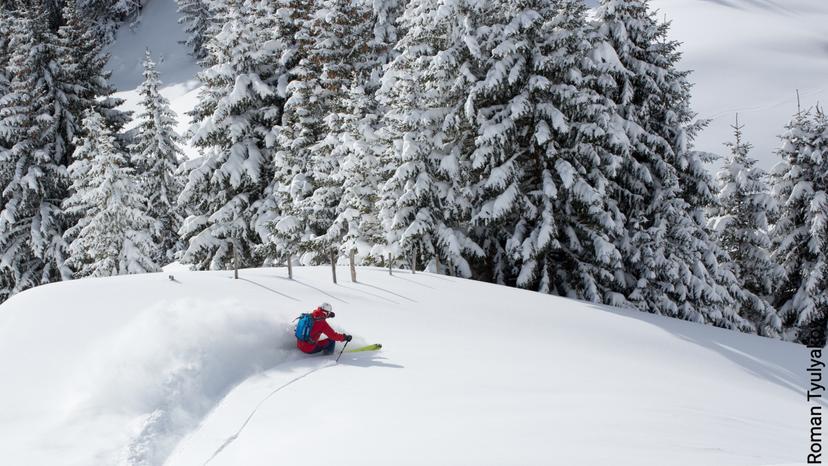 Siier on off piste slope